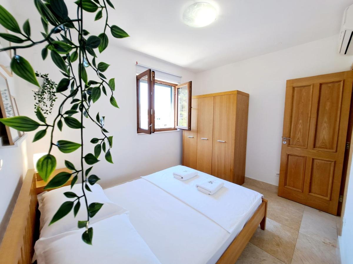 Apartment Carica Slatine Exterior foto